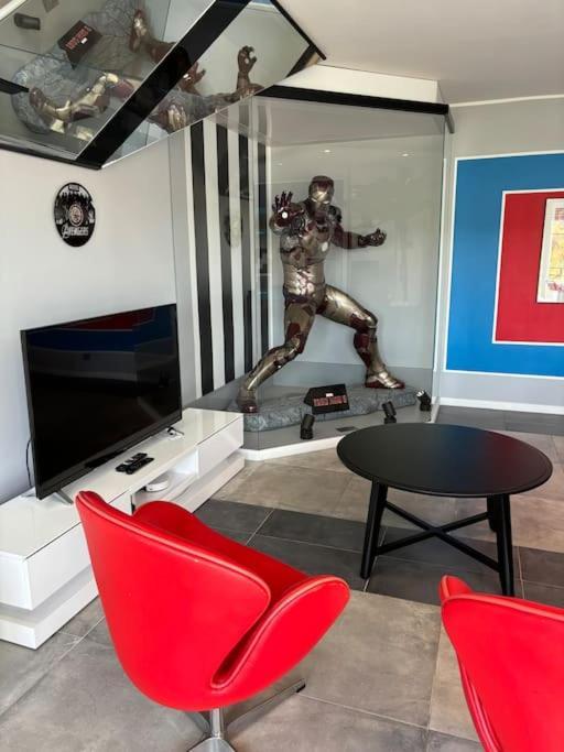 Appartement Disney Avengers, 5 Min Des Parcs Magny-le-Hongre Luaran gambar